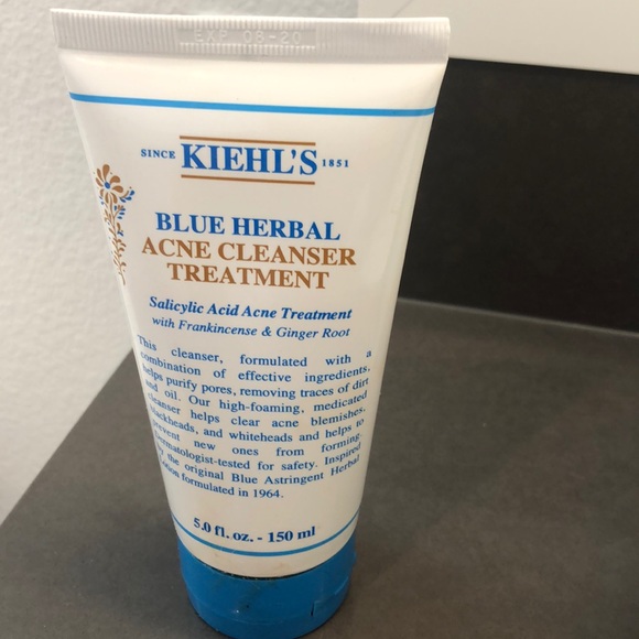 blue herbal acne cleanser